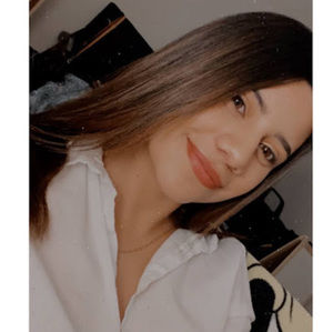 Meet your Posher, Valentina